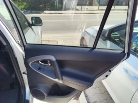 Toyota Rav4 2.2 D-CAT, снимка 13