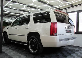     Cadillac Escalade TV/NAVI/5+ 1/4x4/ 