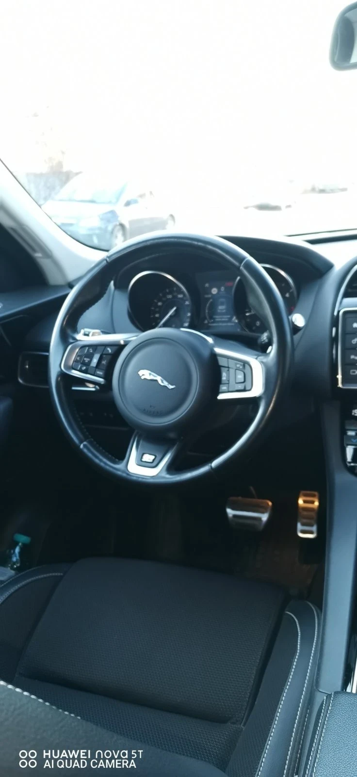 Jaguar F-PACE  - изображение 9