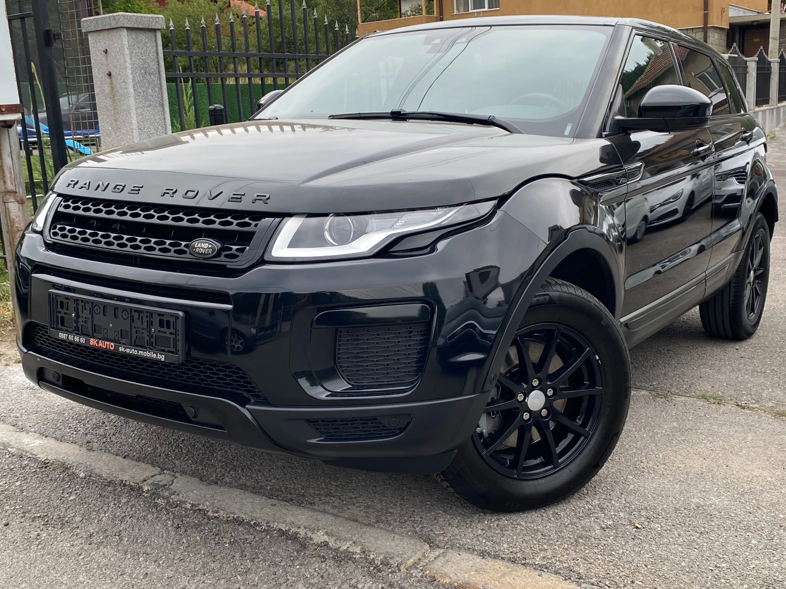 Land Rover Range Rover Evoque 2.0D-180k.s-2016g-NAVI-FACELIFT-LED-PDC-EURO6B-4X4, снимка 1