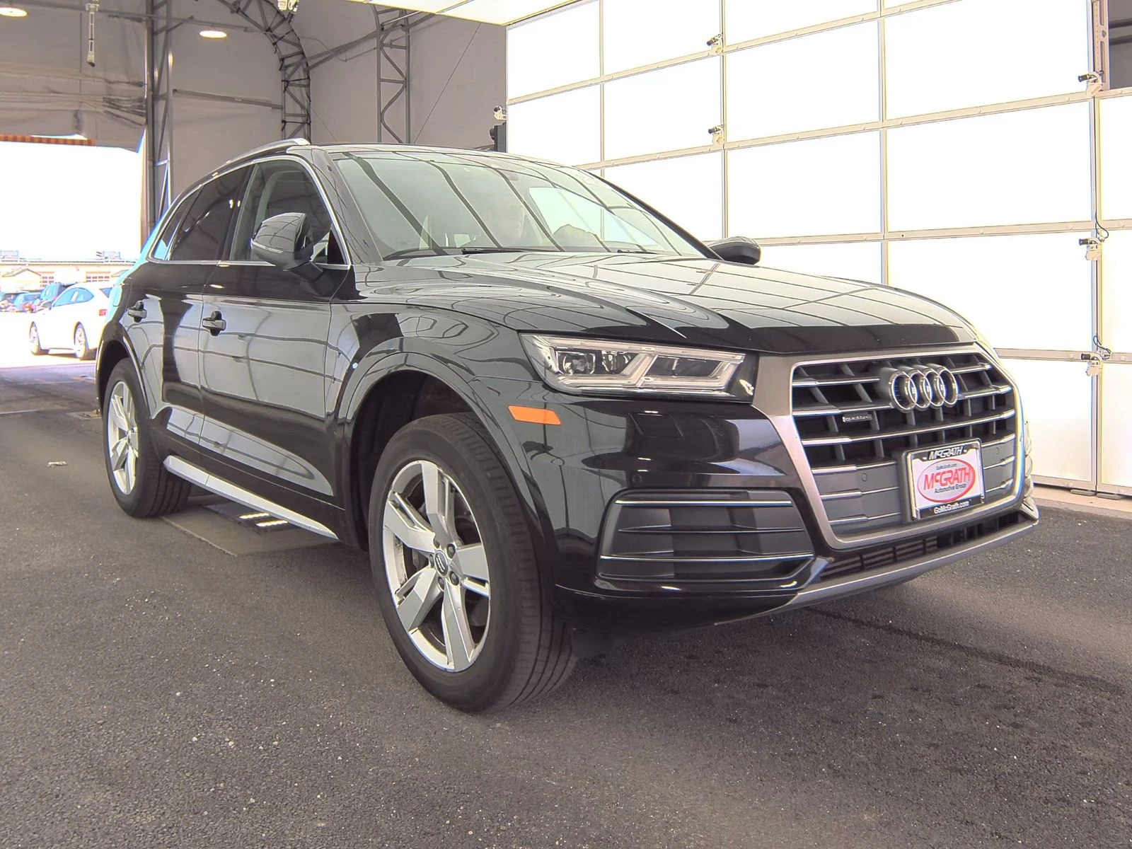 Audi Q5 Premium Plus* Диг.табло* 8ZF* М.Точка* Пано*  - изображение 3