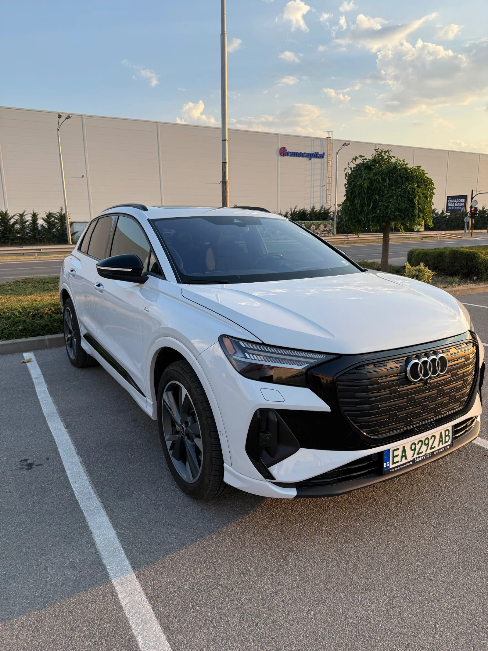 Audi Q4 E-tron, Pano, S-line, Quattro, Virtual Co, Matrix - изображение 3