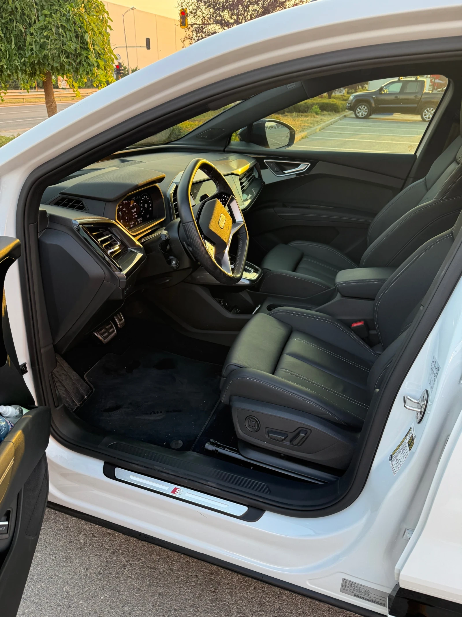 Audi Q4 E-tron, Pano, S-line, Quattro, Virtual Co, Matrix - изображение 5