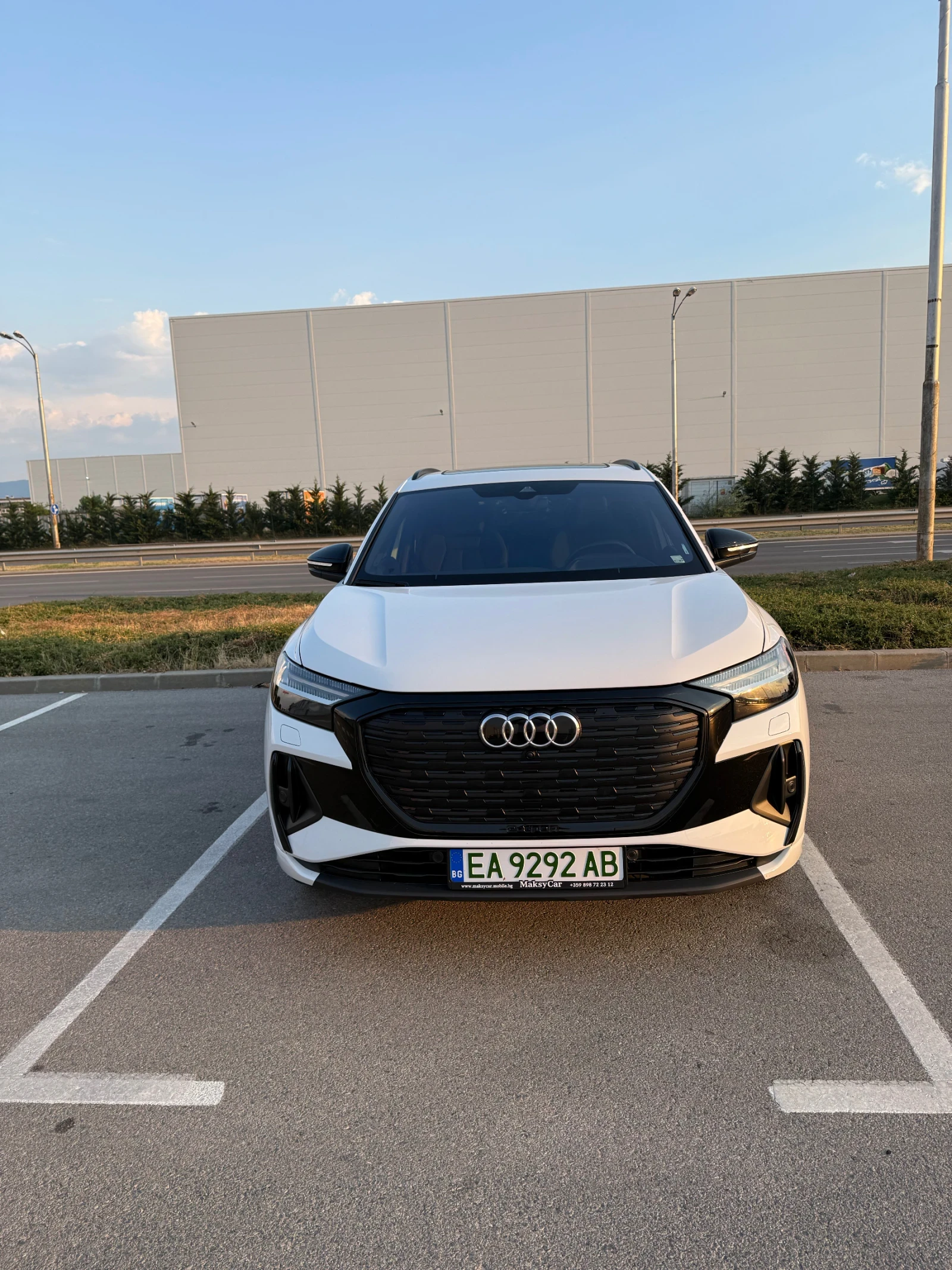 Audi Q4 E-tron, Pano, S-line, Quattro, Virtual Co, Matrix - изображение 2