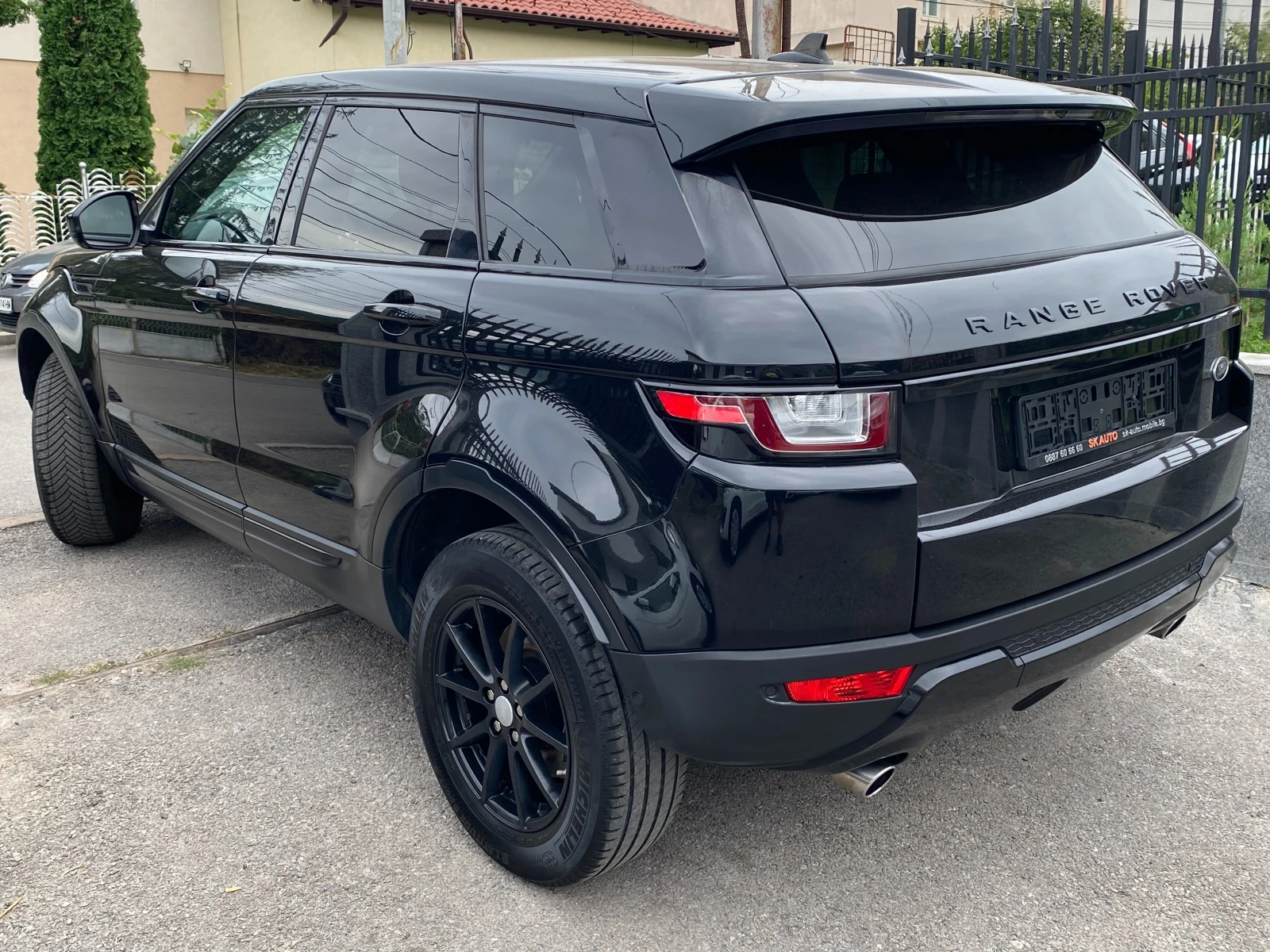 Land Rover Evoque 2.0D-180k.s-2016g-NAVI-FACELIFT-LED-PDC-EURO6B-4X4 - изображение 6