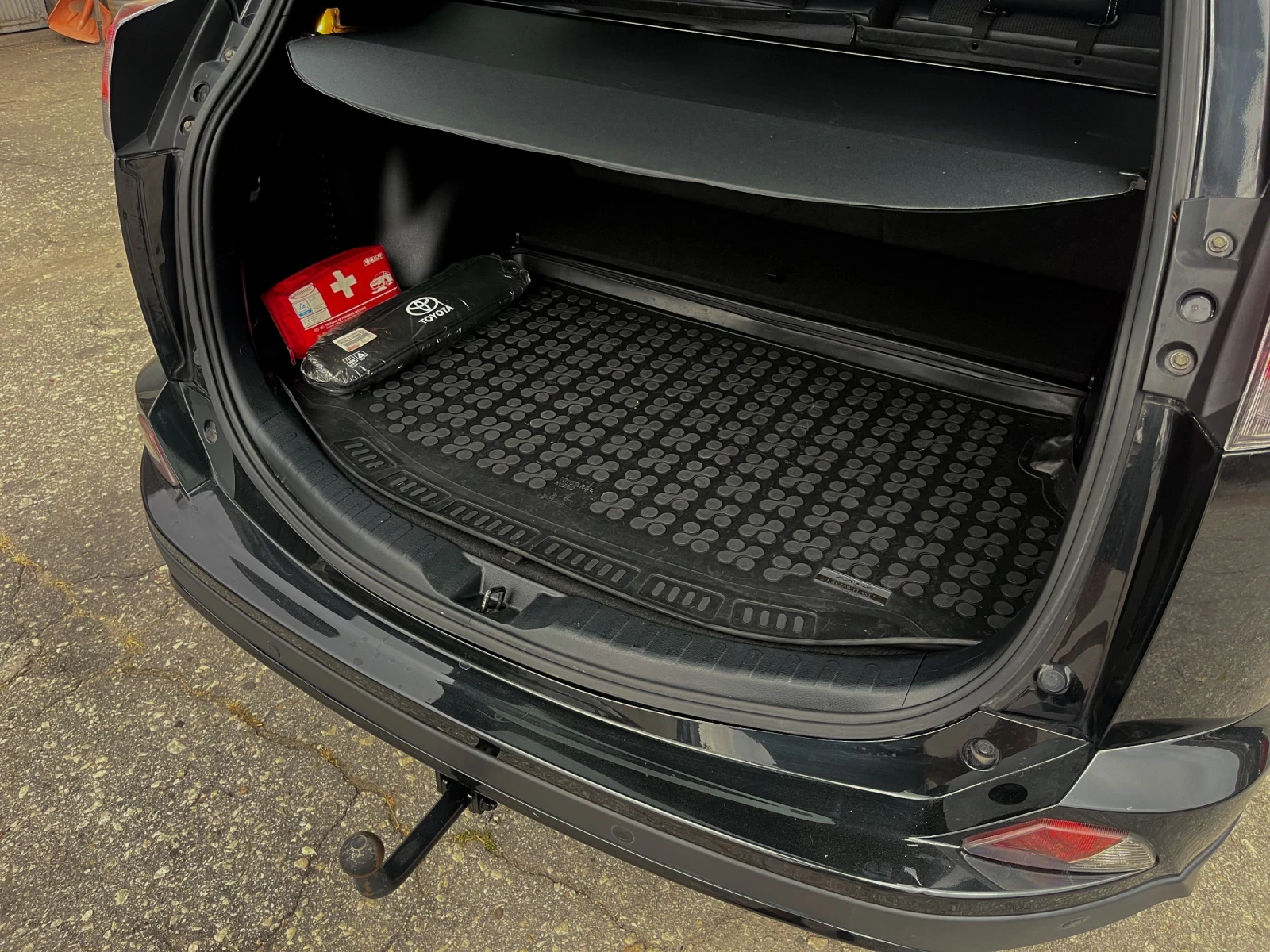 Toyota Rav4 Hybrid/4x4/  | Mobile.bg   13