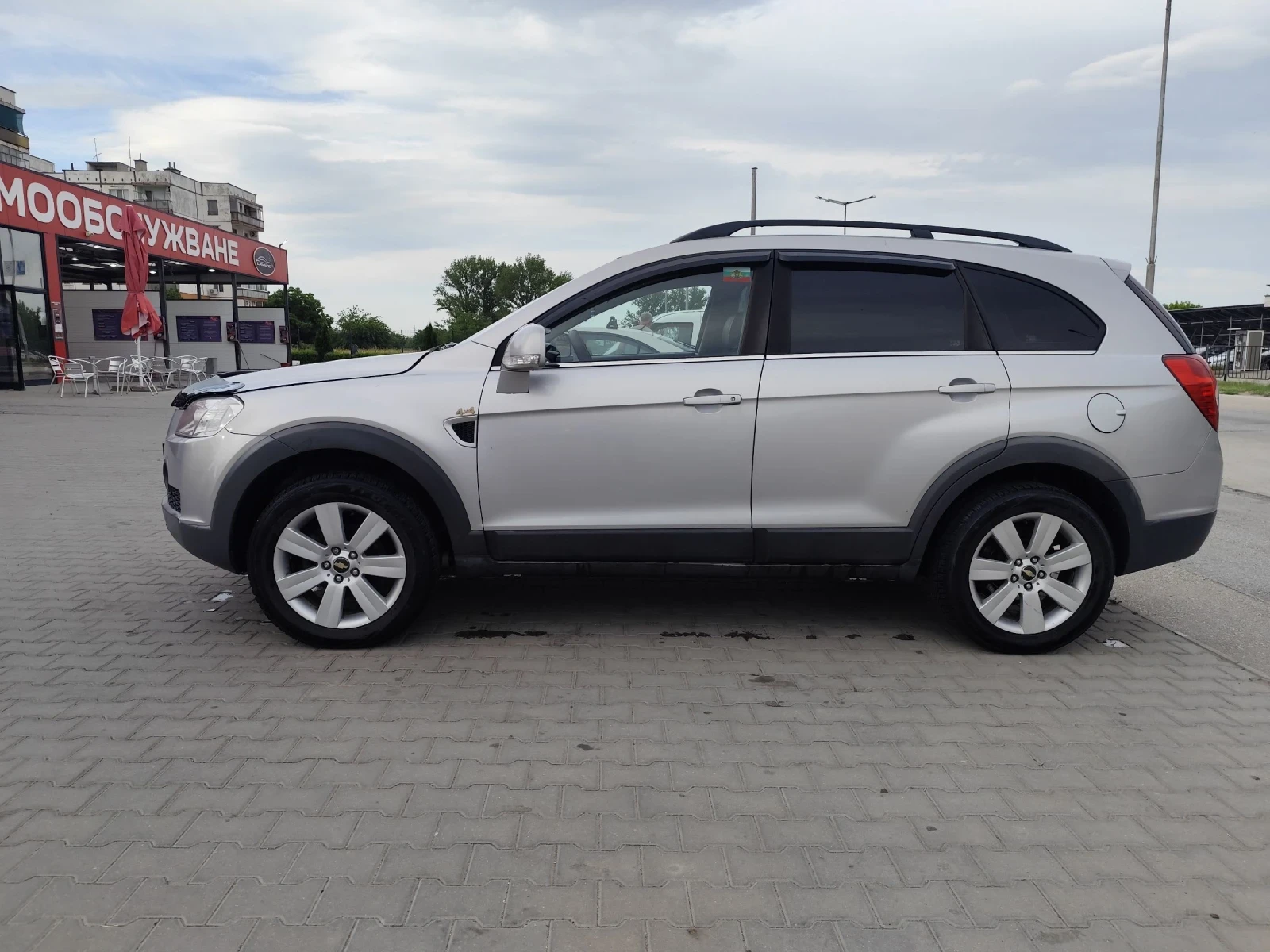 Chevrolet Captiva 2.0VCDI 4x4 , снимка 2 - Автомобили и джипове - 53657693