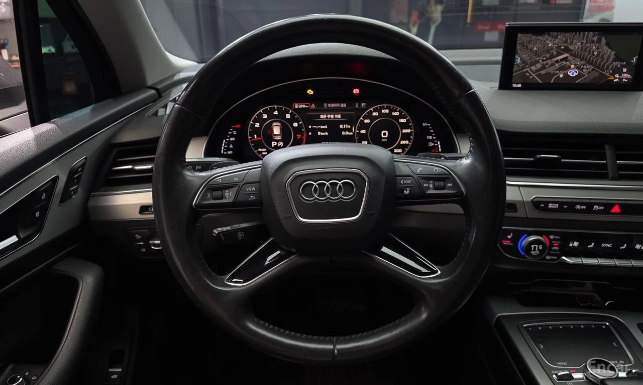 Audi Q7 45* TFSI* QUATTRO* ПОДГРЕВ* НАВИГАЦИЯ, снимка 4 - Автомобили и джипове - 54971998