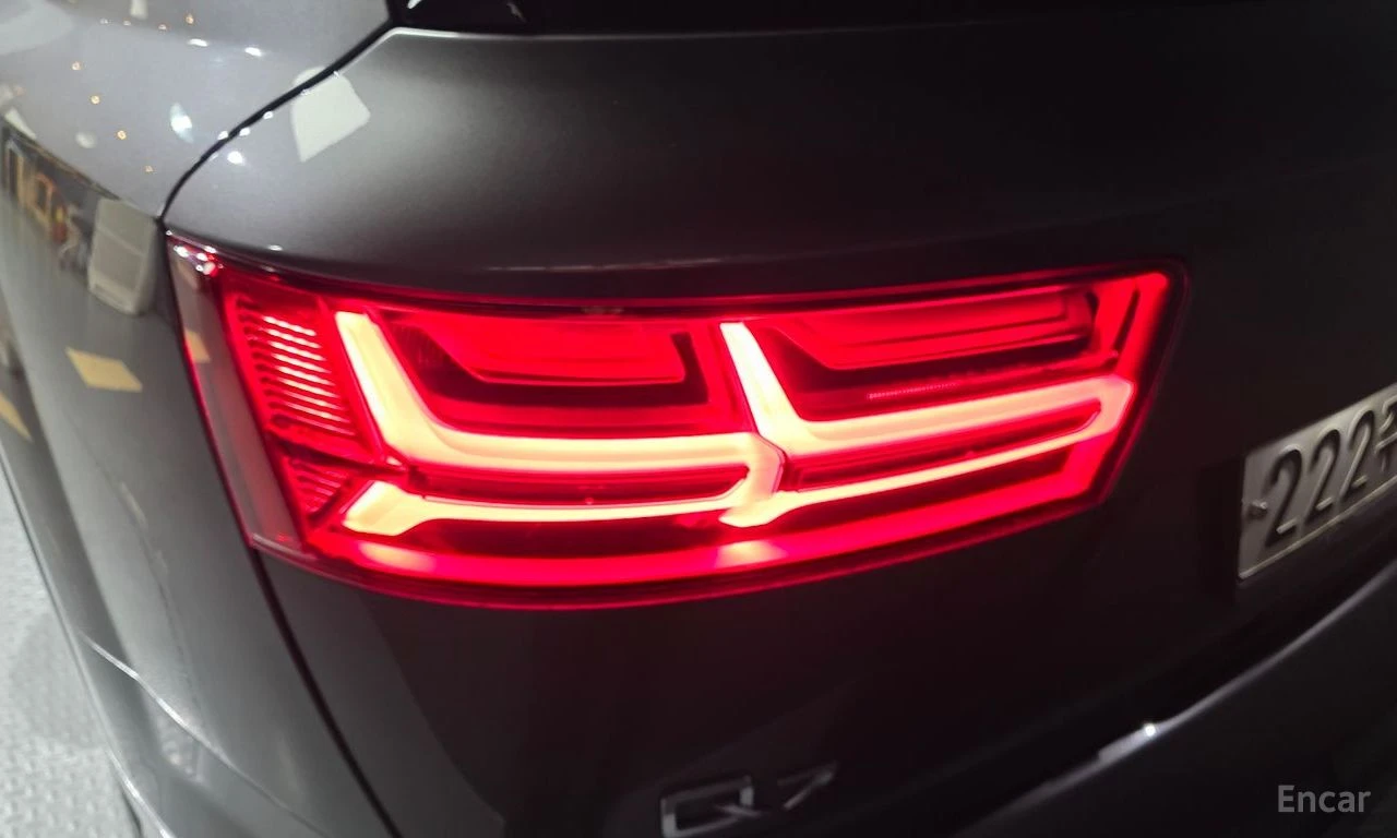 Audi Q7 45* TFSI* QUATTRO* ПОДГРЕВ* НАВИГАЦИЯ, снимка 13 - Автомобили и джипове - 54971998