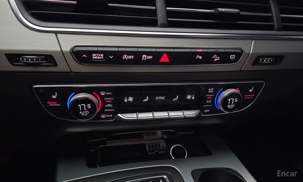 Audi Q7 45* TFSI* QUATTRO* ПОДГРЕВ* НАВИГАЦИЯ, снимка 7 - Автомобили и джипове - 54971998