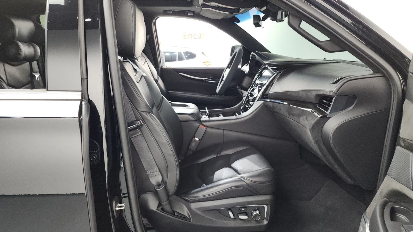 Cadillac Escalade 6.2 ESV* 360* ЕЛ. БАГАЖНИК* ОБДУХВАНЕ* HUD* КРАЙНА, снимка 11 - Автомобили и джипове - 55367080