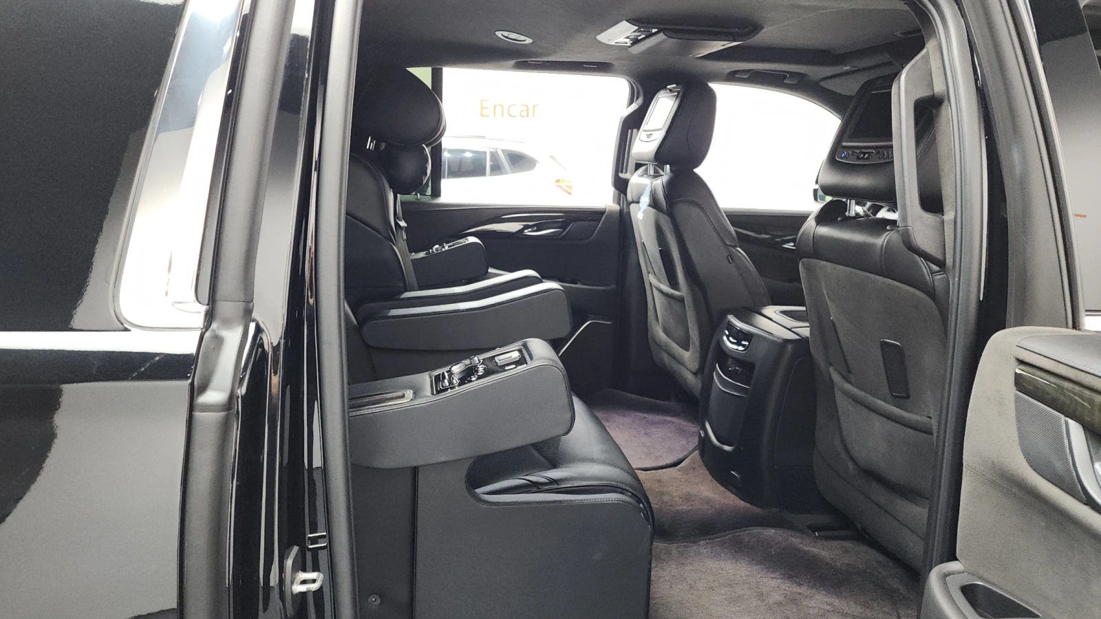 Cadillac Escalade 6.2 ESV* 360* ЕЛ. БАГАЖНИК* ОБДУХВАНЕ* HUD* КРАЙНА, снимка 12 - Автомобили и джипове - 55367080
