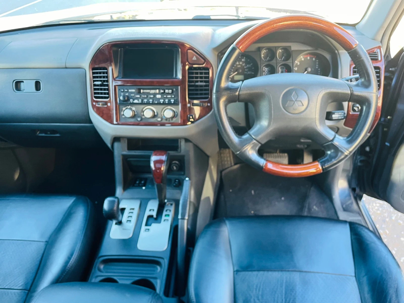 Mitsubishi Pajero, снимка 7 - Автомобили и джипове - 56362458