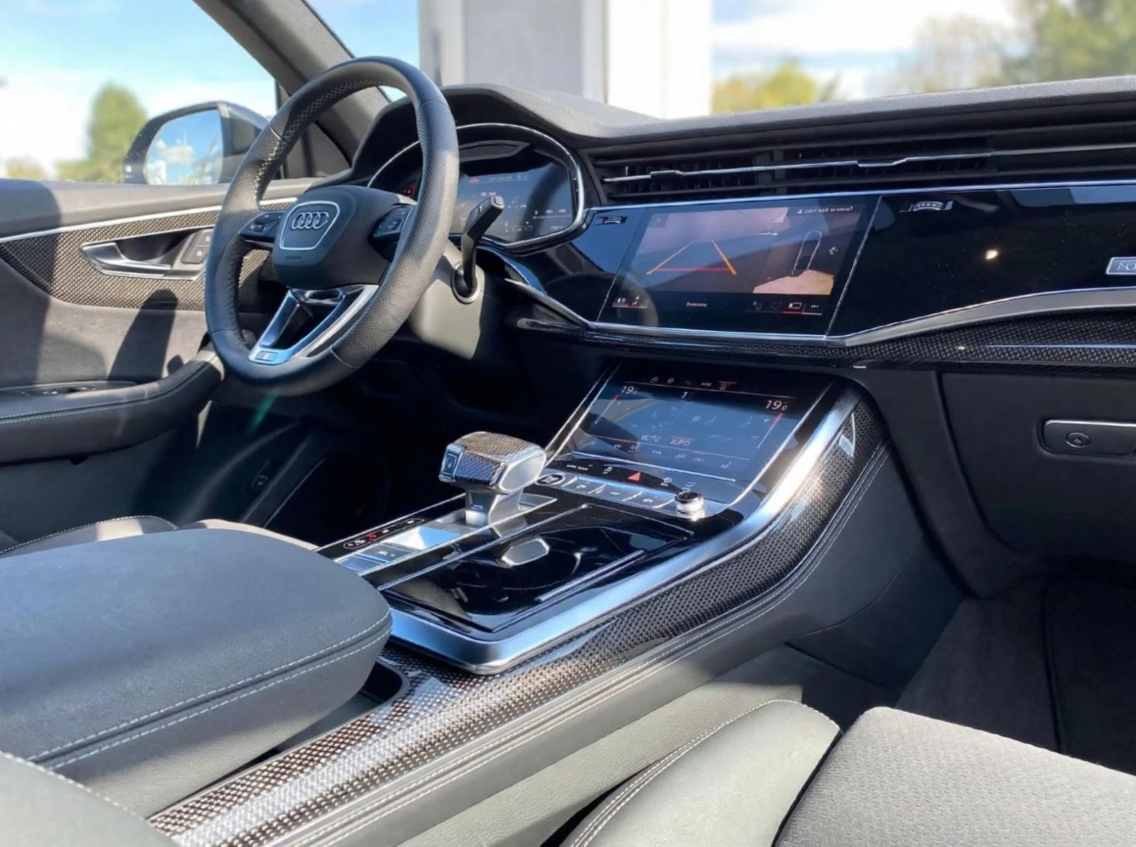 Audi Q8 S-line, снимка 5 - Автомобили и джипове - 56708256