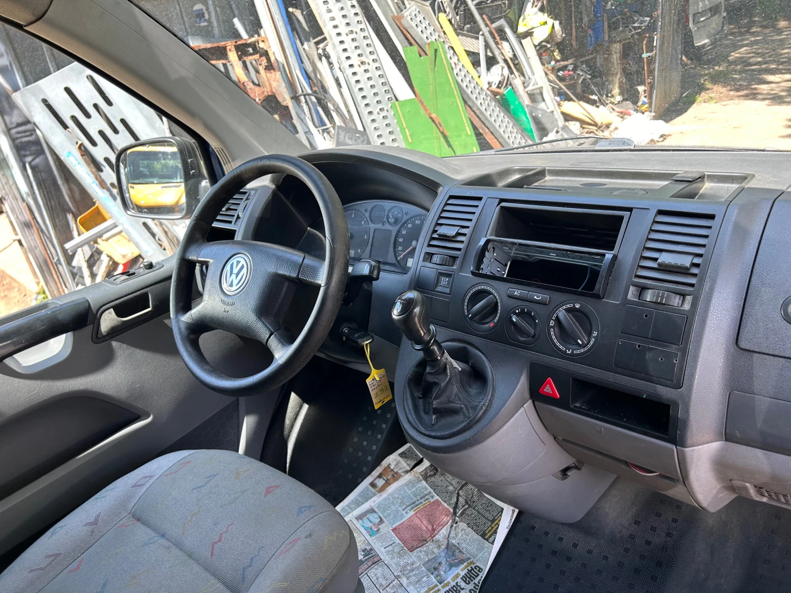 VW T5  1.9TDi, снимка 8 - Бусове и автобуси - 54825589