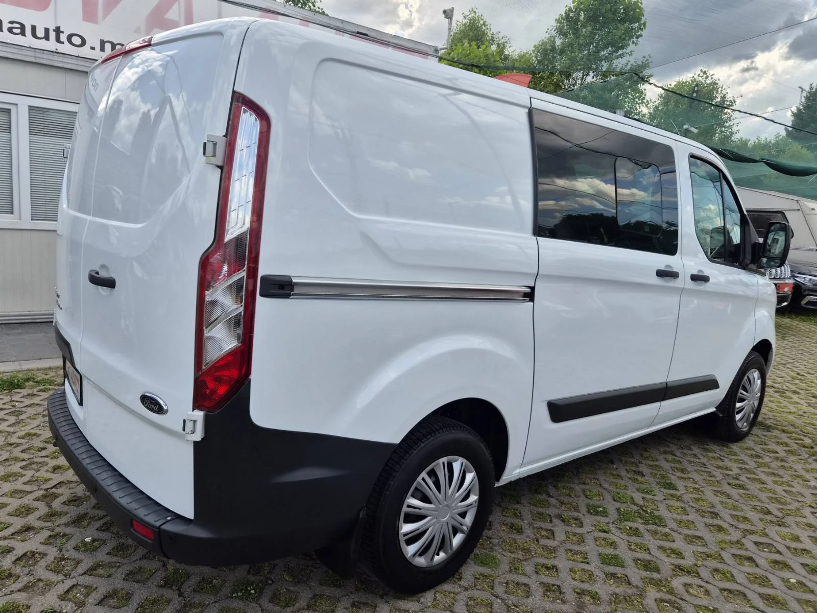 Ford Transit Custom 2.2D-ТОВАРОПЪТНИЧЕСКИ, снимка 4 - Бусове и автобуси - 54918132