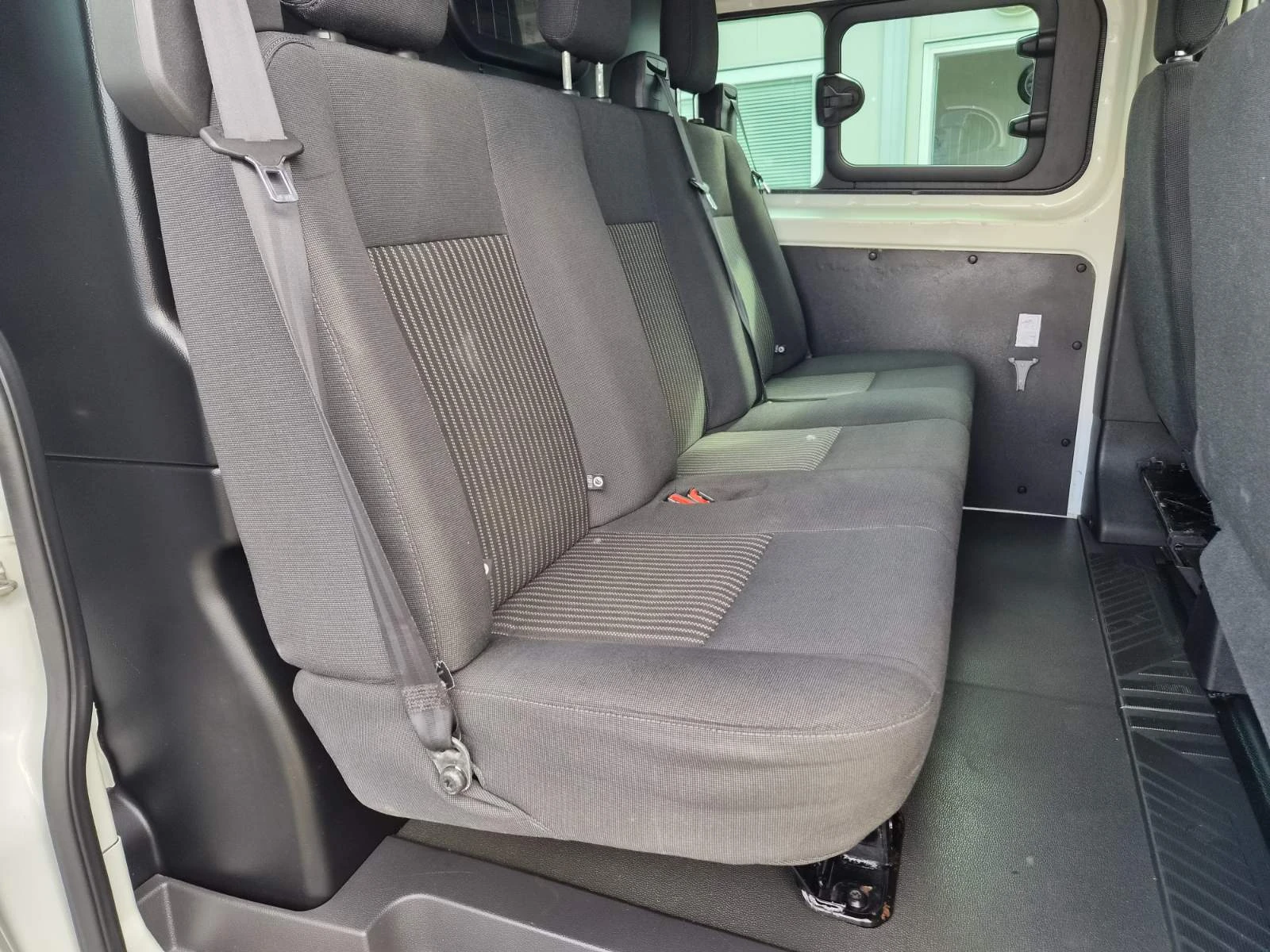 Ford Transit Custom 2.2D-ТОВАРОПЪТНИЧЕСКИ, снимка 11 - Бусове и автобуси - 54918132