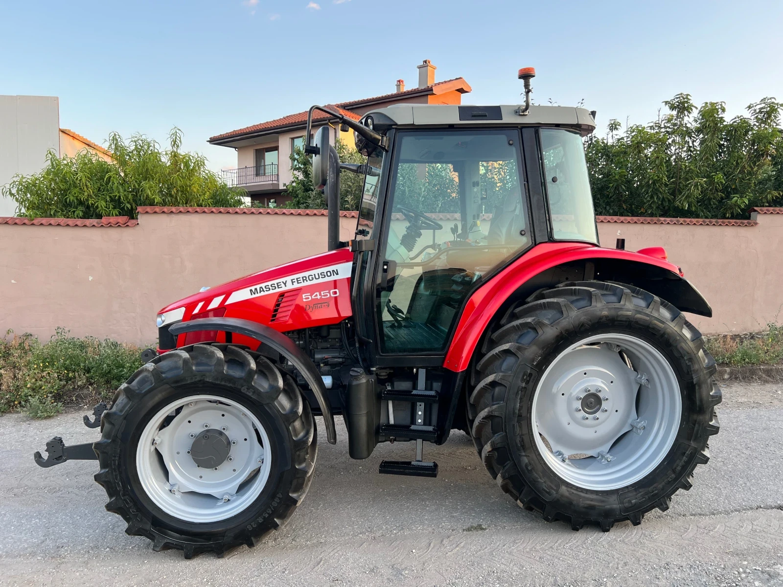 Трактор Massey 5450 - изображение 7