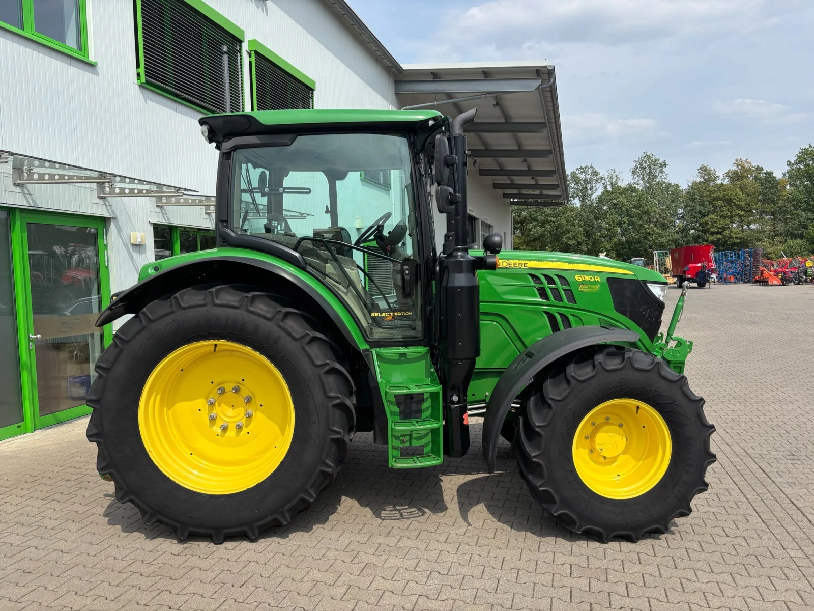 Трактор John Deere 6130R POWER QUAD ЛИЗИНГ, снимка 6 - Селскостопанска техника - 55556235