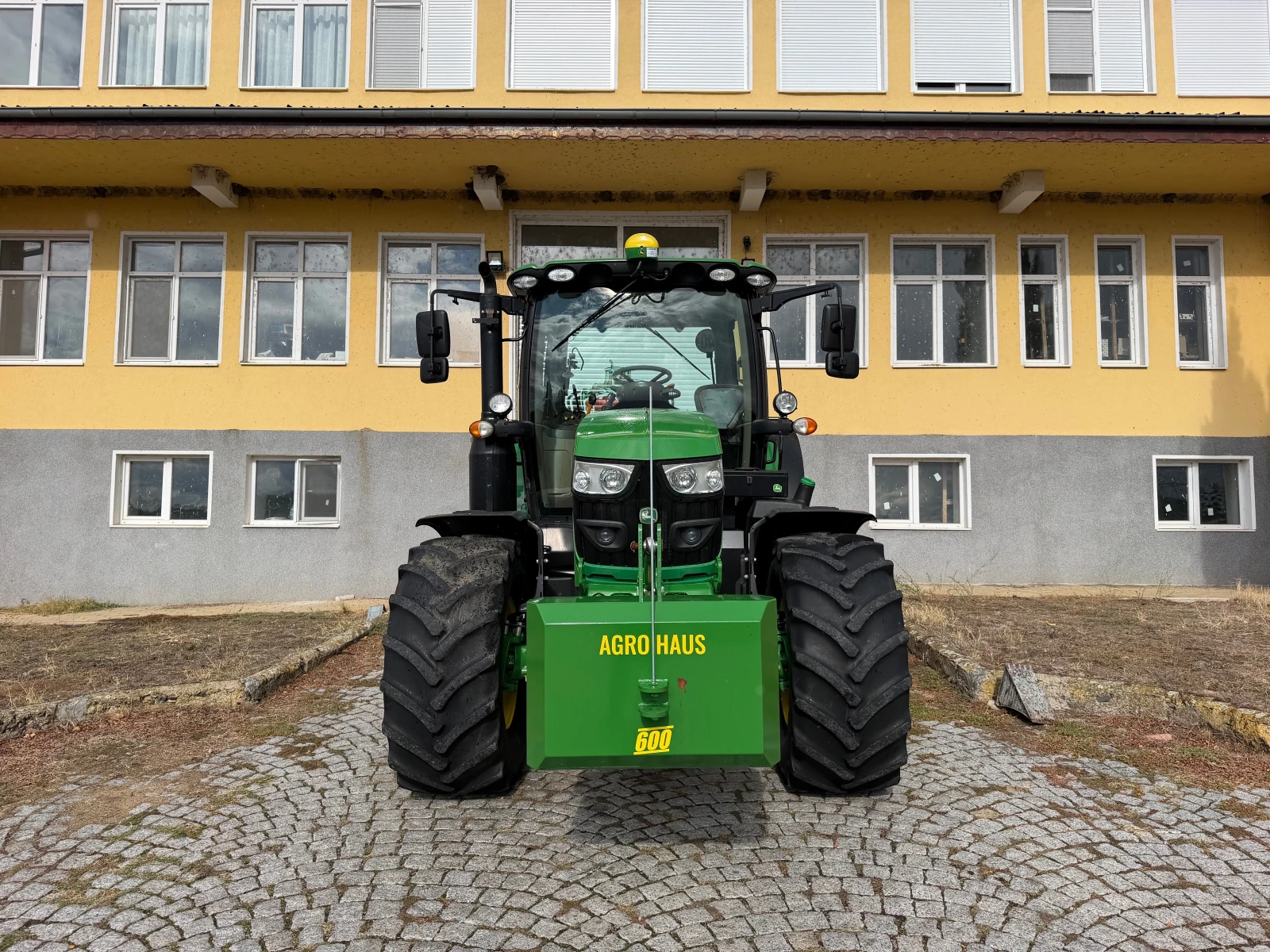 Трактор John Deere 6130R POWER QUAD ЛИЗИНГ, снимка 2 - Селскостопанска техника - 55556235