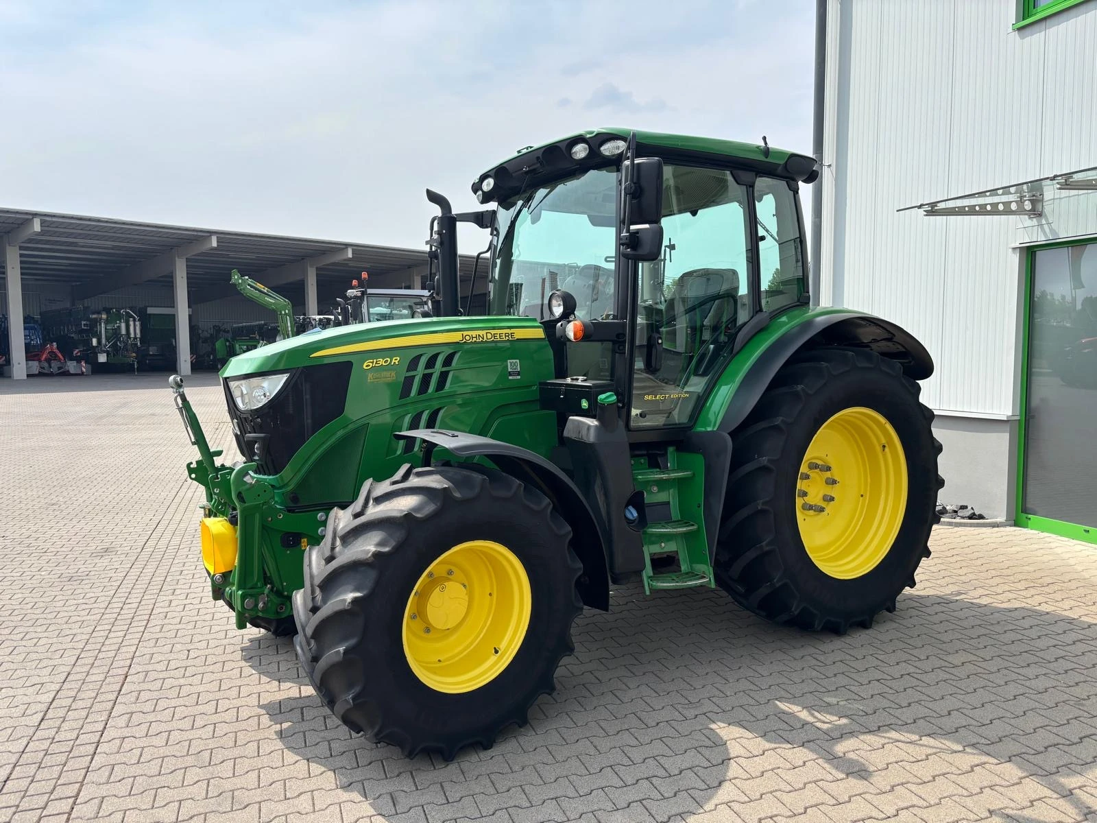 Трактор John Deere 6130R POWER QUAD ЛИЗИНГ, снимка 2 - Селскостопанска техника - 55556235
