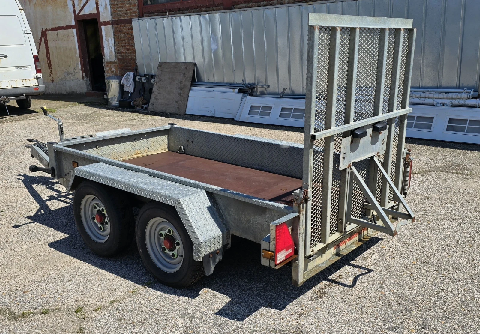 �� ��������� ����������� ����� ������� | Mobile.bg � ����������� 4