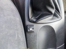 Ford Focus 1.8i, снимка 9