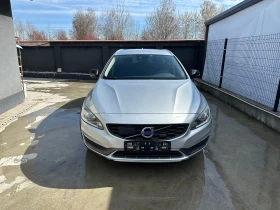 Volvo V60 Cross Country 2.0 Automatic D3 Euro6B, снимка 2