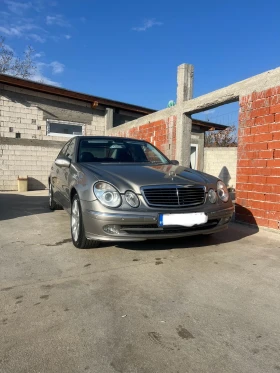  Mercedes-Benz E 320