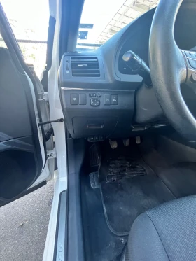 Toyota Avensis 2.2 D-4D, 2010  | Mobile.bg    12