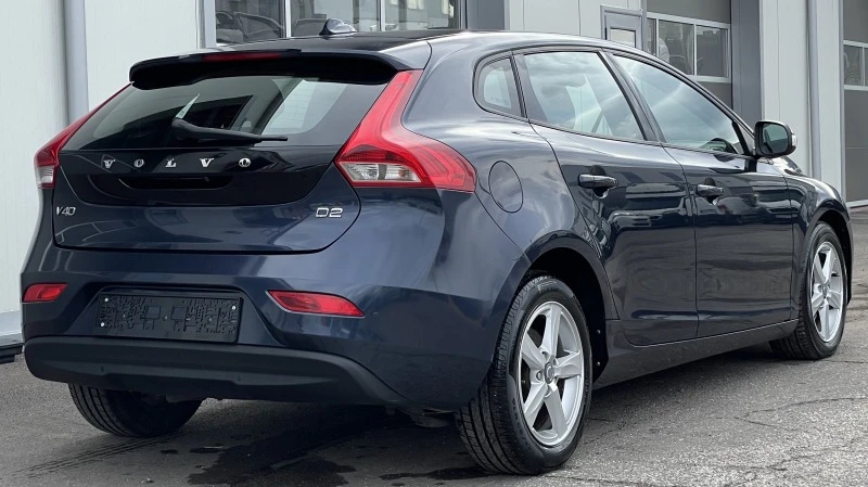 Volvo V40 Реален пробег, снимка 5 - Автомобили и джипове - 42936379