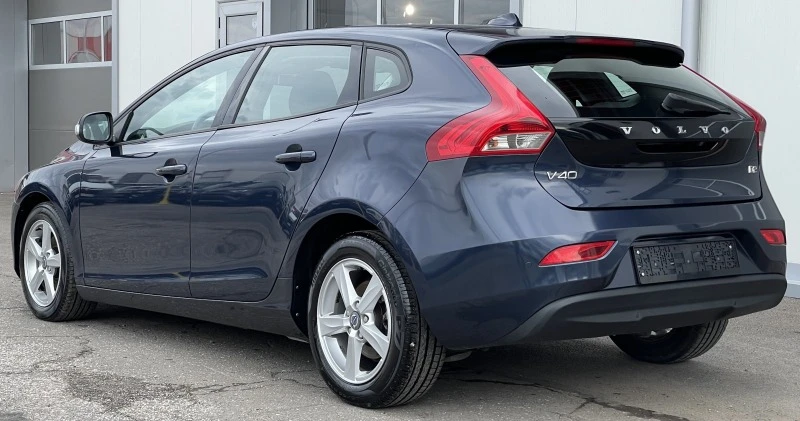 Volvo V40 Реален пробег, снимка 3 - Автомобили и джипове - 42936379