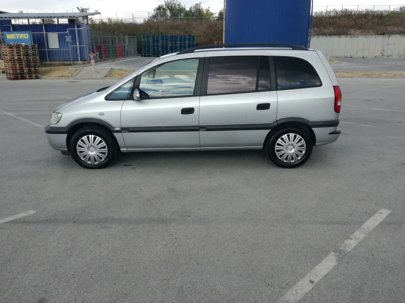 Opel Zafira, снимка 6 - Автомобили и джипове - 47760951