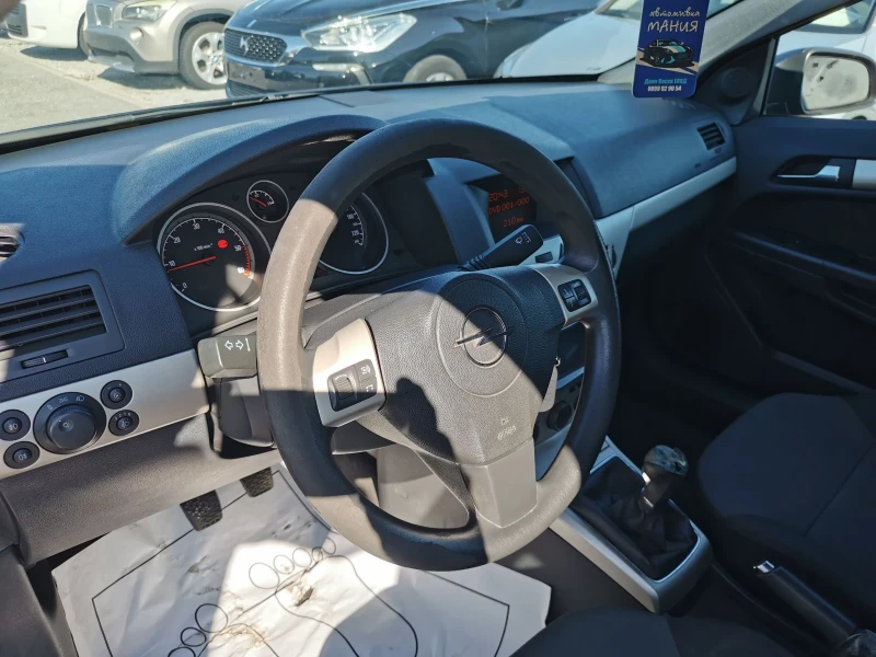 Opel Astra GTC, снимка 15 - Автомобили и джипове - 47775942