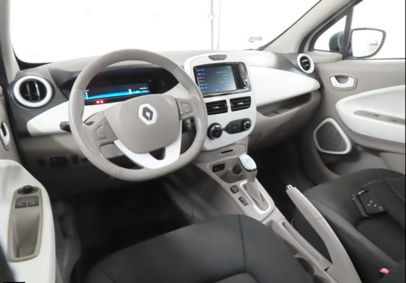 Renault Zoe 40Kwh, снимка 3 - Автомобили и джипове - 48129424