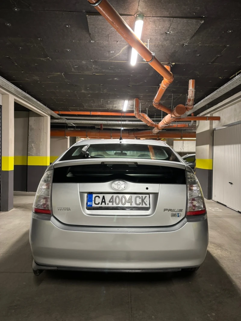 Toyota Prius, снимка 4 - Автомобили и джипове - 48425245