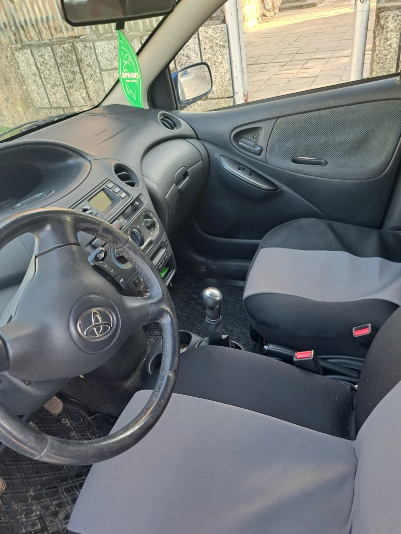 Toyota Yaris, снимка 4 - Автомобили и джипове - 48908019