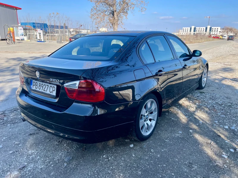 BMW 320, снимка 4 - Автомобили и джипове - 49007919