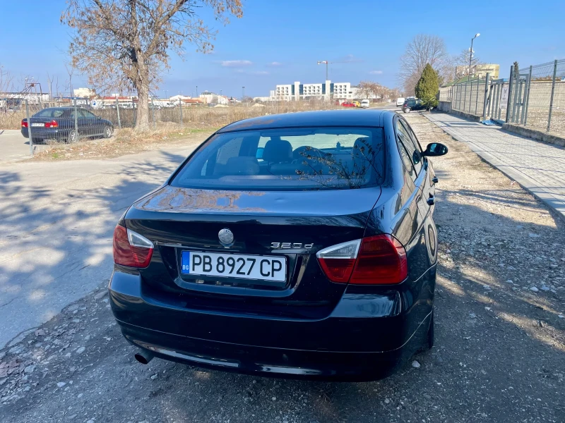 BMW 320, снимка 6 - Автомобили и джипове - 49007919