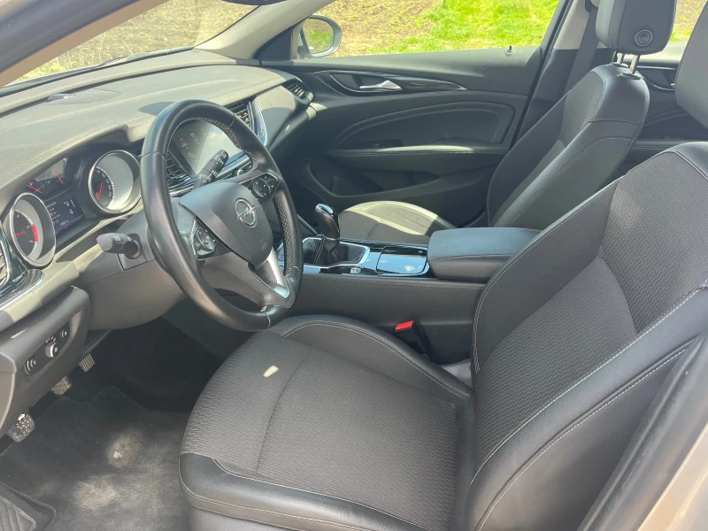 Opel Insignia 2.0 CDTI, снимка 6 - Автомобили и джипове - 52568059