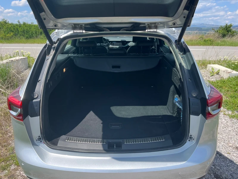 Opel Insignia 2.0 CDTI, снимка 9 - Автомобили и джипове - 52568059