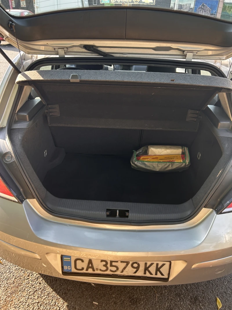 Opel Astra, снимка 7 - Автомобили и джипове - 52696924