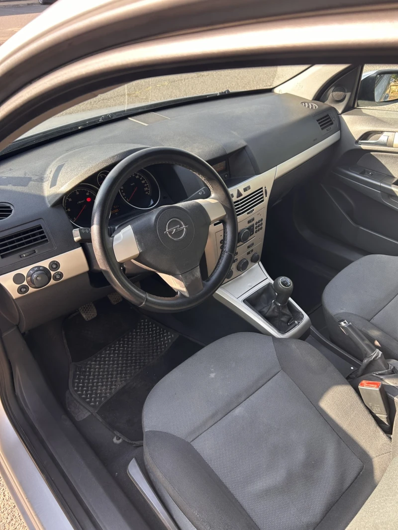 Opel Astra, снимка 4 - Автомобили и джипове - 52696924