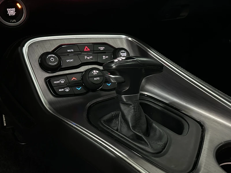 Dodge Challenger * ОБДУХ* ПОДГРЕВ* FACE* 3.6* , снимка 13 - Автомобили и джипове - 51861058