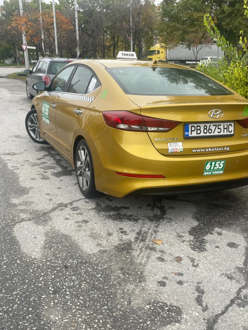 Hyundai Elantra Limited , снимка 3 - Автомобили и джипове - 52343405