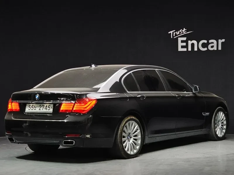 BMW 730, снимка 2 - Автомобили и джипове - 55176169