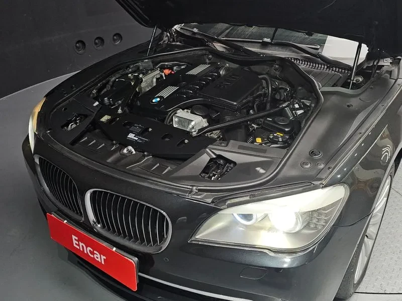 BMW 730, снимка 6 - Автомобили и джипове - 55176169