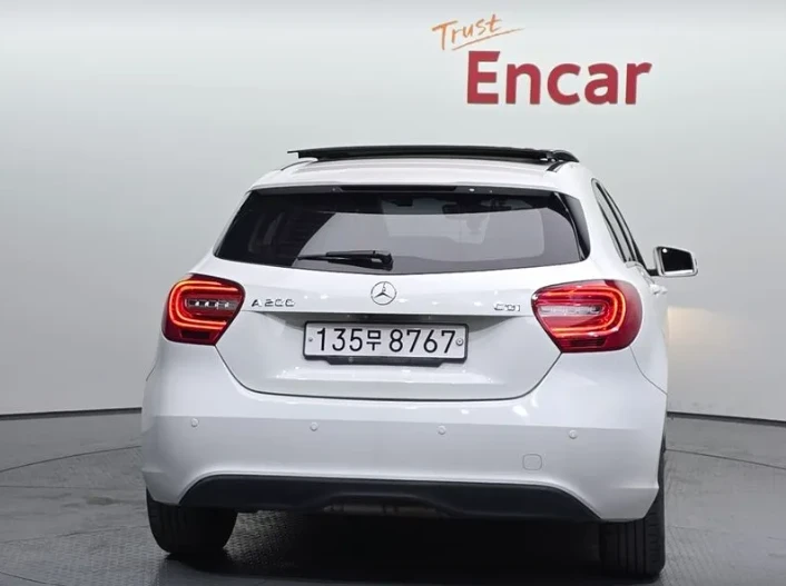 Mercedes-Benz A 200 * АвтоКредит* (ЦЕНА ДО БГ), снимка 4 - Автомобили и джипове - 55485582