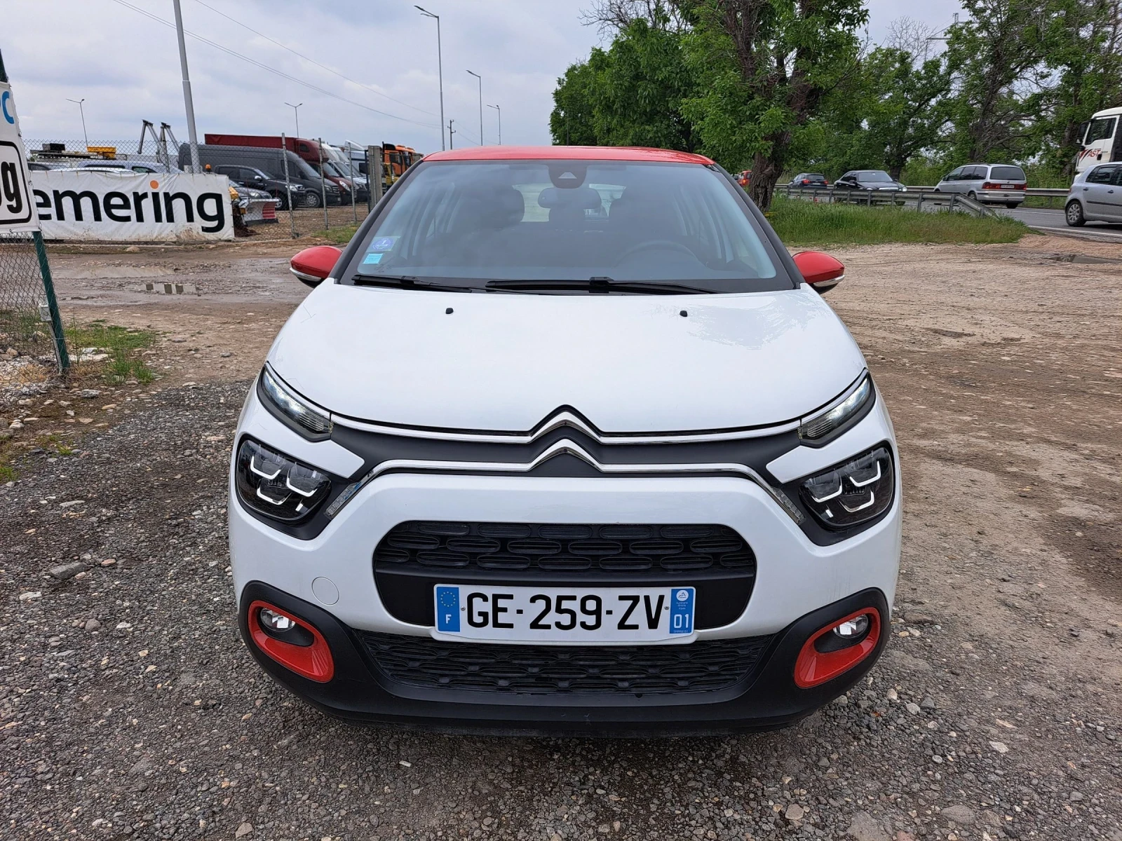 Citroen C3 1.2 i Перфектно състояние! - изображение 2