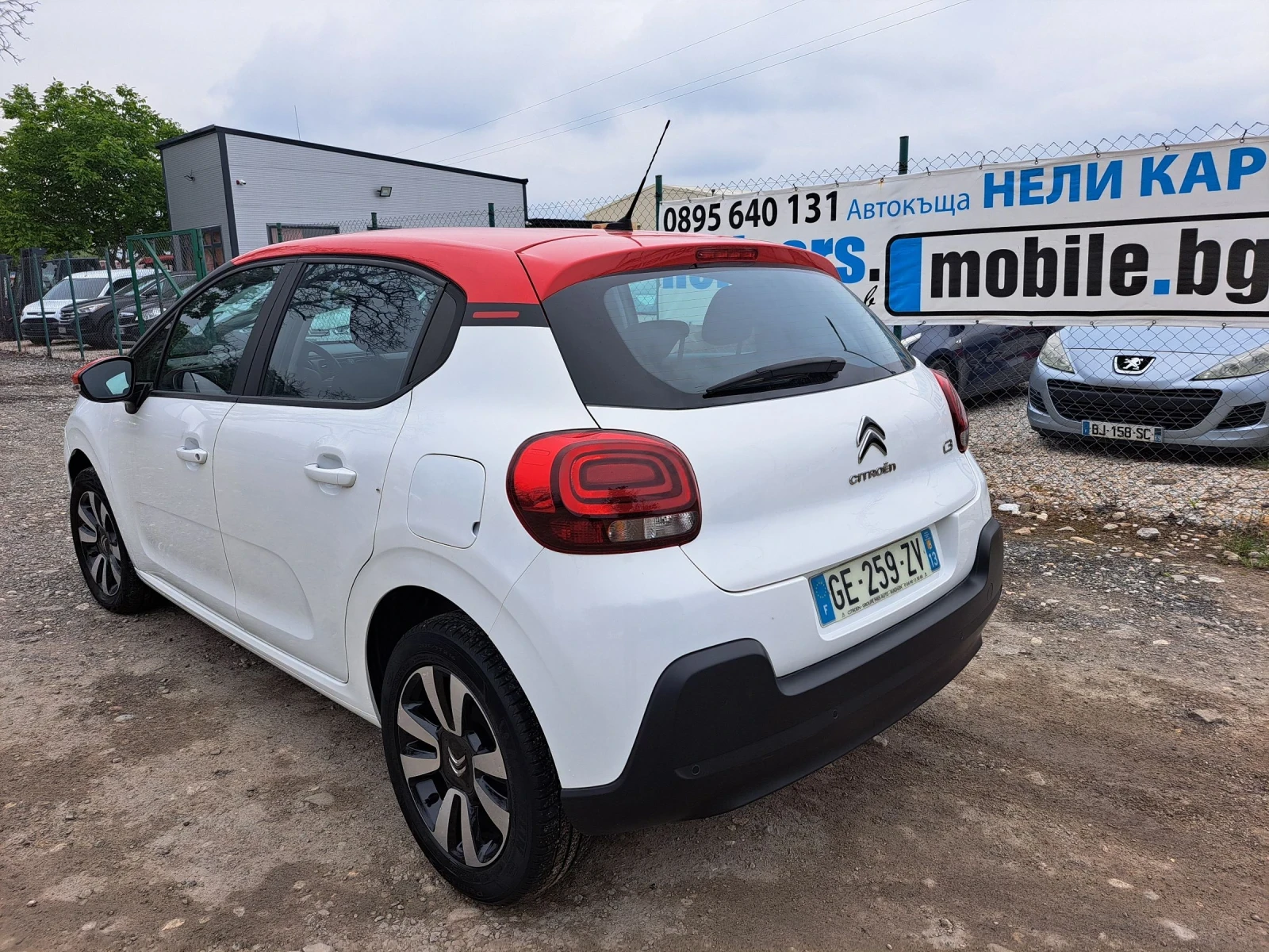 Citroen C3 1.2 i Перфектно състояние! - изображение 4